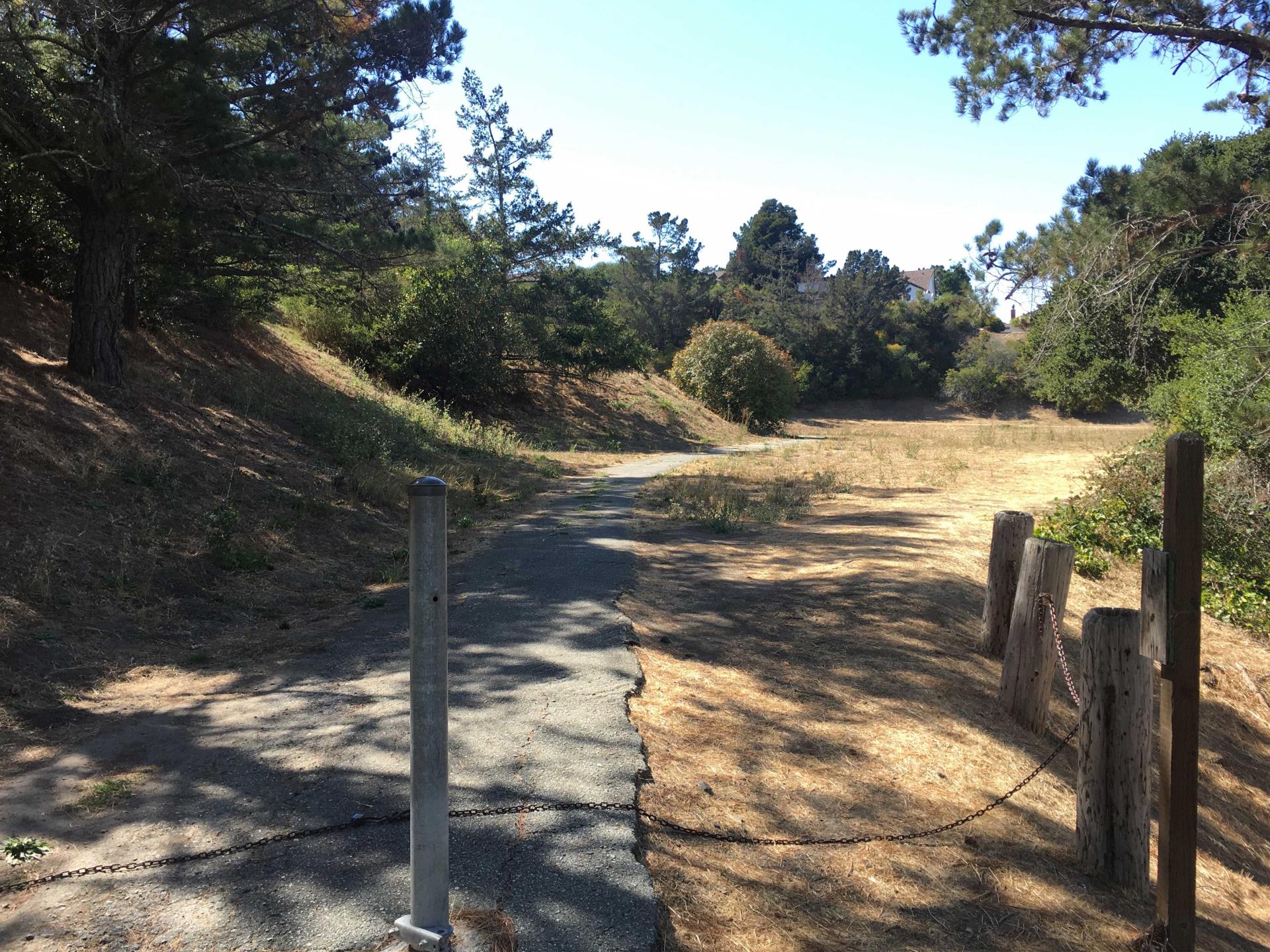 Mills Estate Park Trail